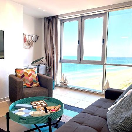 Beach Apartment- Breathtaking Views With Bomb Shelter Herzelia Екстериор снимка
