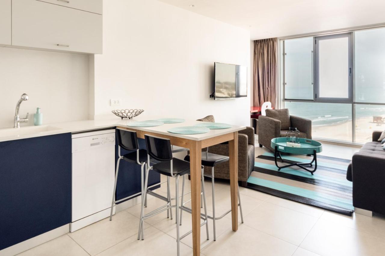 Beach Apartment- Breathtaking Views With Bomb Shelter Herzelia Екстериор снимка